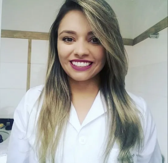 Marcela Moreira de Oliveira Santos 