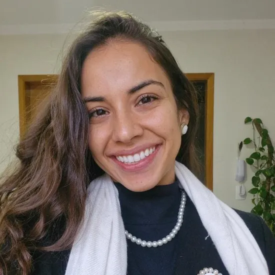 Camila Marques Crivelli Crescêncio 